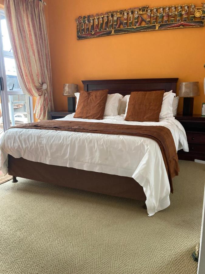 Brown Jug Guest House Hermanus Exterior photo
