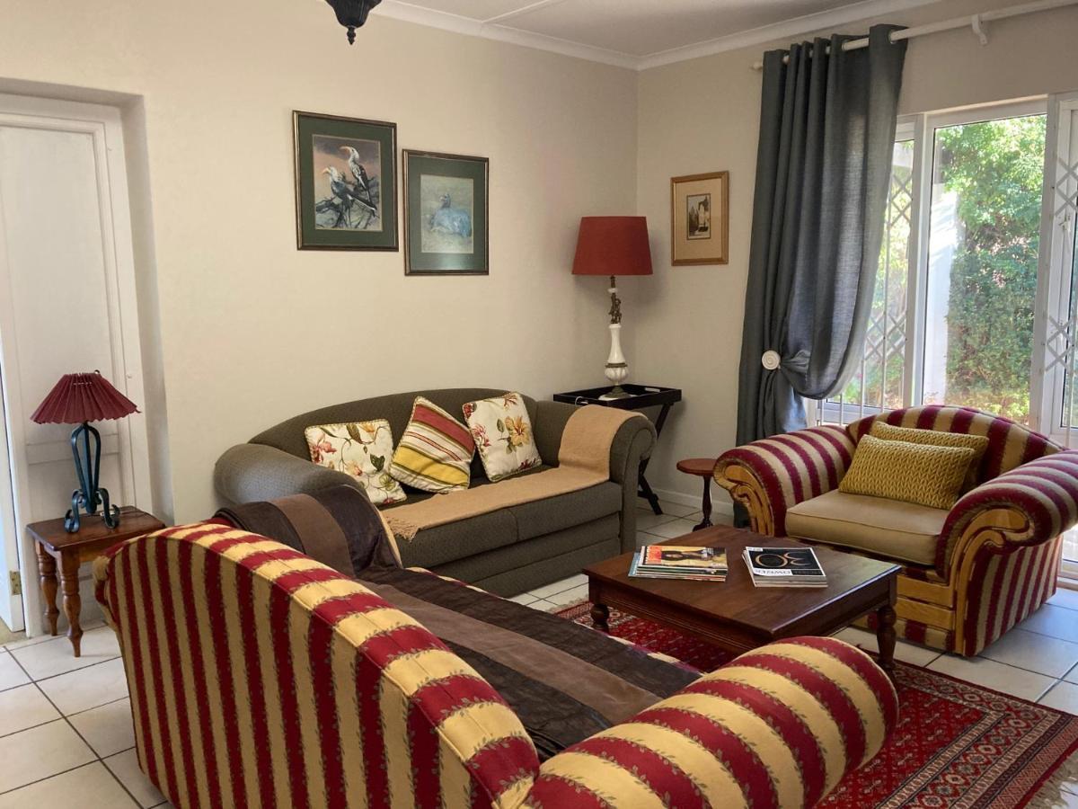 Brown Jug Guest House Hermanus Exterior photo
