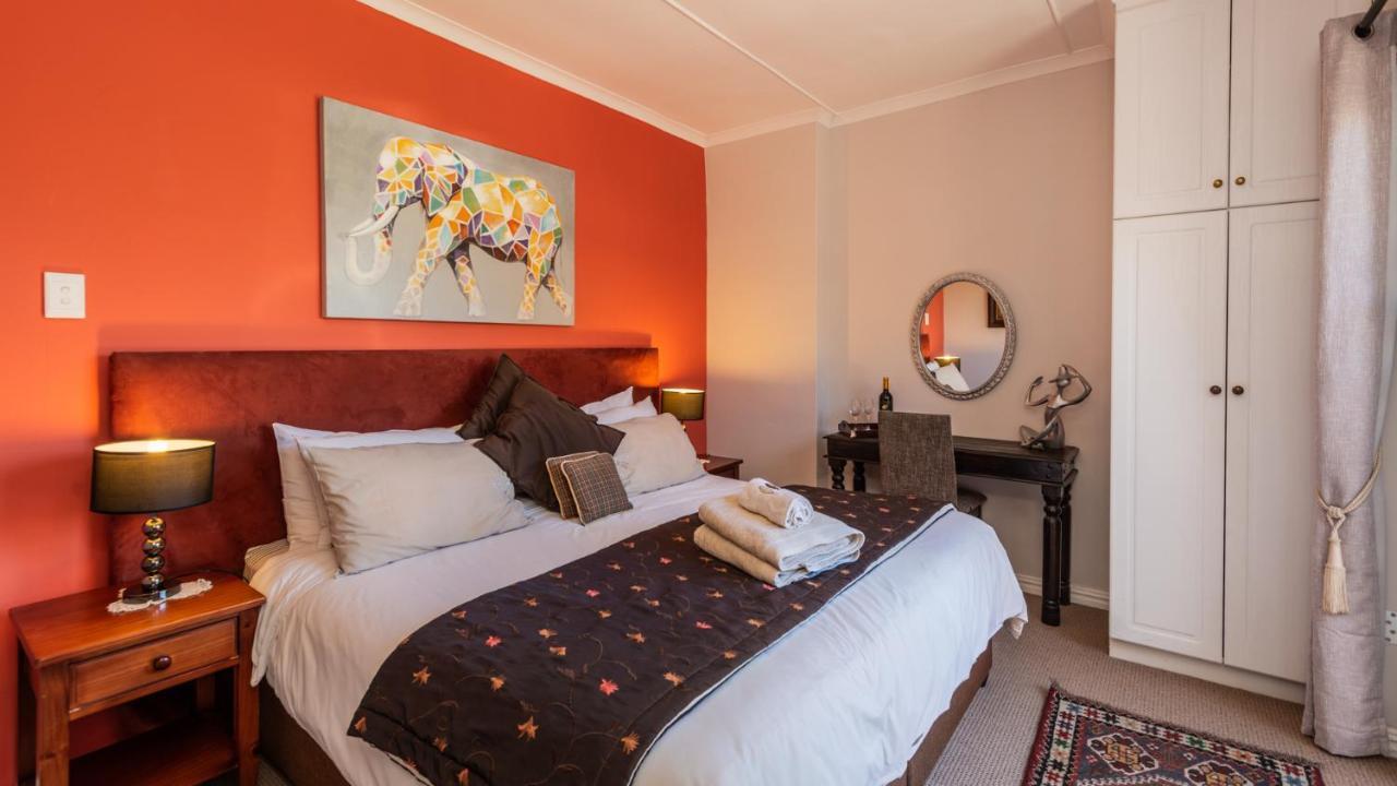 Brown Jug Guest House Hermanus Exterior photo
