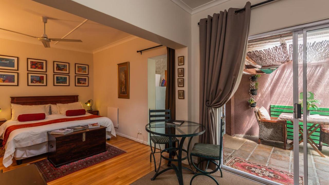 Brown Jug Guest House Hermanus Exterior photo