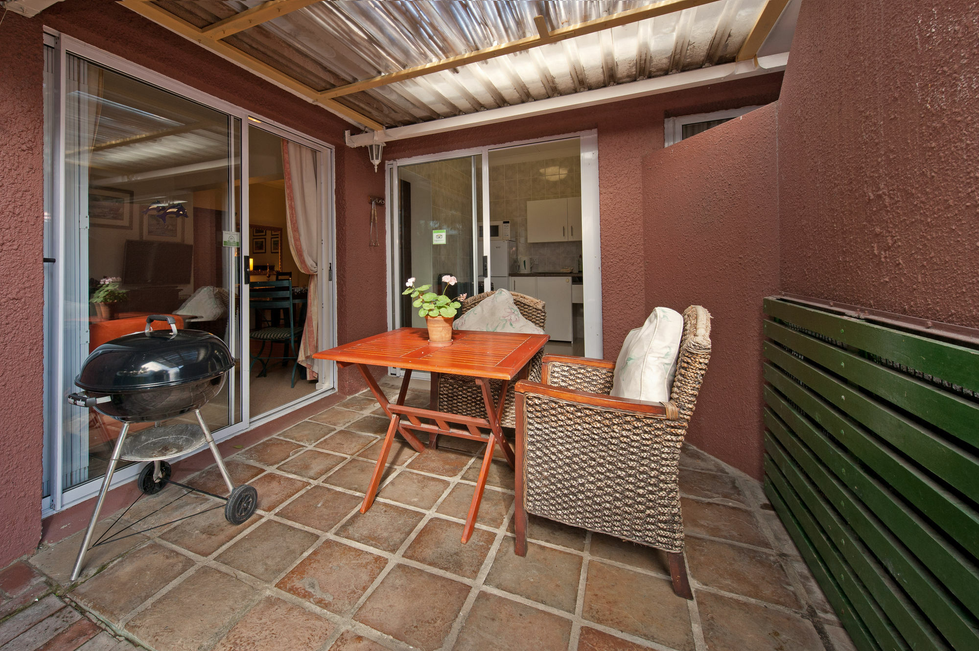 Brown Jug Guest House Hermanus Exterior photo